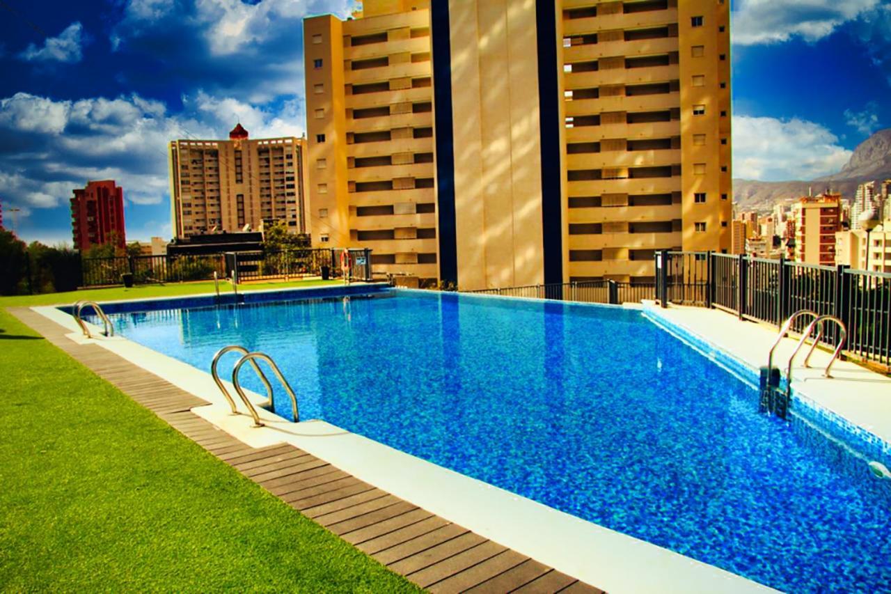 Beautiful Apartment Near Beach With Panoramic Sea-View Benidorm Luaran gambar